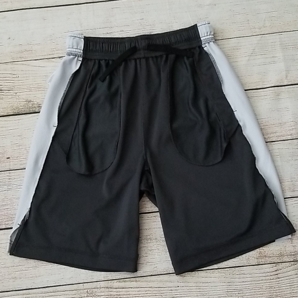 Nike Dri-Fit Boys Athletic Shorts - Picture 6 of 8